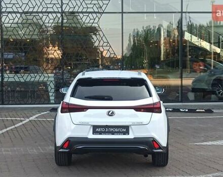 Білий Лексус UX, об'ємом двигуна 2 л та пробігом 32 тис. км за 38878 $, фото 3 на Automoto.ua