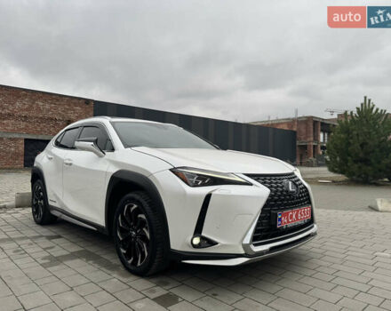 Білий Лексус UX, об'ємом двигуна 0 л та пробігом 75 тис. км за 25786 $, фото 7 на Automoto.ua