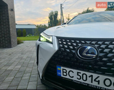 Лексус UX 2022 в Львове на Automoto.ua Белый Лексус UX, объемом двигателя 1.99 л и пробегом 68 тыс. км за 34990 $, фото 22 на Automoto.ua