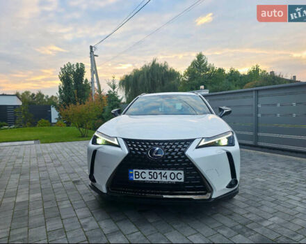 Лексус UX 2022 в Львове на Automoto.ua Белый Лексус UX, объемом двигателя 1.99 л и пробегом 68 тыс. км за 34990 $, фото 20 на Automoto.ua