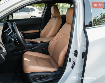Білий Лексус UX, об'ємом двигуна 0 л та пробігом 3 тис. км за 40564 $, фото 11 на Automoto.ua