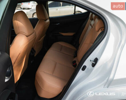 Білий Лексус UX, об'ємом двигуна 0 л та пробігом 3 тис. км за 40564 $, фото 16 на Automoto.ua