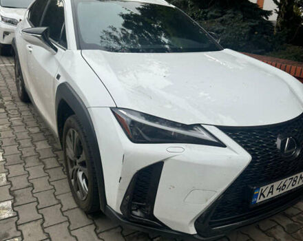 Білий Лексус UX, об'ємом двигуна 1.99 л та пробігом 22 тис. км за 35000 $, фото 1 на Automoto.ua
