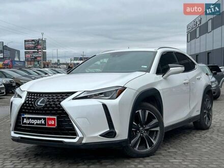 Белый Лексус UX, объемом двигателя 2 л и пробегом 86 тыс. км за 23390 $, фото 1 на Automoto.ua