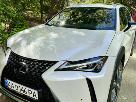 Лексус UX 2019 у Києві на Automoto.ua Білий Лексус UX, об'ємом двигуна 1.99 л та пробігом 48 тис. км за 33000 $, фото 1 на Automoto.ua