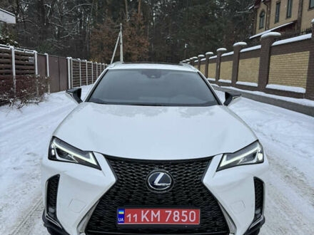 Белый Лексус UX, объемом двигателя 1.99 л и пробегом 42 тыс. км за 27900 $, фото 1 на Automoto.ua