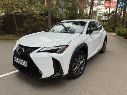 Білий Лексус UX, об'ємом двигуна 1.99 л та пробігом 50 тис. км за 31450 $, фото 1 на Automoto.ua