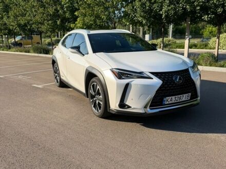 Білий Лексус UX, об'ємом двигуна 1.99 л та пробігом 36 тис. км за 28500 $, фото 1 на Automoto.ua