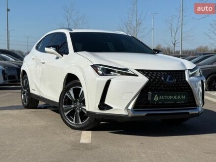 Белый Лексус UX, объемом двигателя 1.99 л и пробегом 22 тыс. км за 28500 $, фото 1 на Automoto.ua