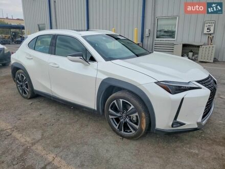 Білий Лексус UX, об'ємом двигуна 0 л та пробігом 17 тис. км за 12500 $, фото 1 на Automoto.ua