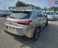 Бежевий Лексус UX, об'ємом двигуна 2 л та пробігом 46 тис. км за 18000 $, фото 3 на Automoto.ua