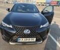Чорний Лексус UX, об'ємом двигуна 1.99 л та пробігом 106 тис. км за 26500 $, фото 1 на Automoto.ua