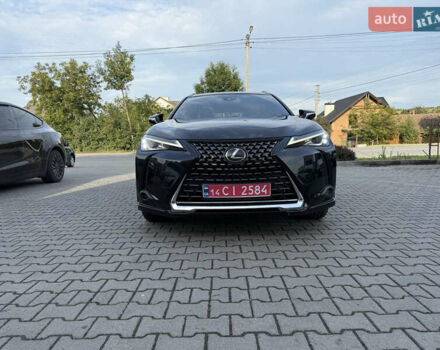 Чорний Лексус UX, об'ємом двигуна 1.99 л та пробігом 97 тис. км за 25990 $, фото 30 на Automoto.ua