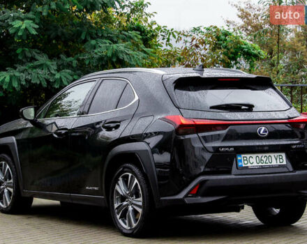 Чорний Лексус UX, об'ємом двигуна 0 л та пробігом 56 тис. км за 29000 $, фото 14 на Automoto.ua