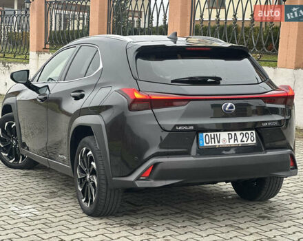 Черный Лексус UX, объемом двигателя 0 л и пробегом 109 тыс. км за 22750 $, фото 59 на Automoto.ua