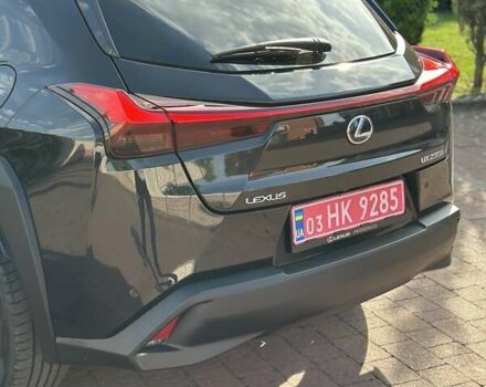 Чорний Лексус UX, об'ємом двигуна 0 л та пробігом 25 тис. км за 35850 $, фото 58 на Automoto.ua