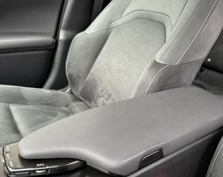 Черный Лексус UX, объемом двигателя 2 л и пробегом 25 тыс. км за 33750 $, фото 78 на Automoto.ua