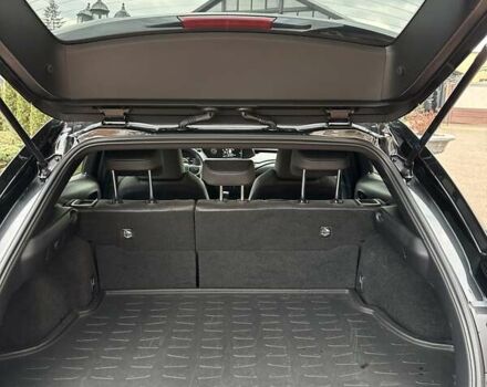 Черный Лексус UX, объемом двигателя 2 л и пробегом 25 тыс. км за 33750 $, фото 96 на Automoto.ua