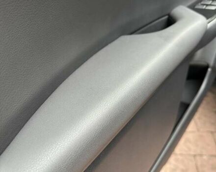 Черный Лексус UX, объемом двигателя 2 л и пробегом 25 тыс. км за 33750 $, фото 69 на Automoto.ua