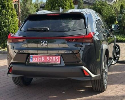 Чорний Лексус UX, об'ємом двигуна 0 л та пробігом 25 тис. км за 35850 $, фото 60 на Automoto.ua