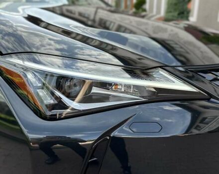 Чорний Лексус UX, об'ємом двигуна 0 л та пробігом 25 тис. км за 35750 $, фото 14 на Automoto.ua