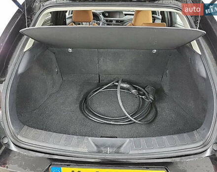 Черный Лексус UX, объемом двигателя 0 л и пробегом 125 тыс. км за 21900 $, фото 12 на Automoto.ua
