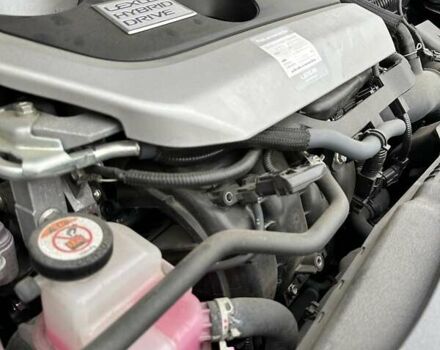 Черный Лексус UX, объемом двигателя 2 л и пробегом 25 тыс. км за 33750 $, фото 104 на Automoto.ua