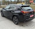 Черный Лексус UX, объемом двигателя 2 л и пробегом 56 тыс. км за 26000 $, фото 5 на Automoto.ua