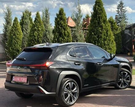 Чорний Лексус UX, об'ємом двигуна 0 л та пробігом 25 тис. км за 35850 $, фото 65 на Automoto.ua