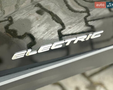 Черный Лексус UX, объемом двигателя 0 л и пробегом 109 тыс. км за 22750 $, фото 12 на Automoto.ua