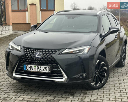 Черный Лексус UX, объемом двигателя 0 л и пробегом 109 тыс. км за 22750 $, фото 7 на Automoto.ua