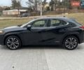 Черный Лексус UX, объемом двигателя 2 л и пробегом 56 тыс. км за 26000 $, фото 6 на Automoto.ua