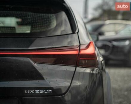 Чорний Лексус UX, об'ємом двигуна 2 л та пробігом 64 тис. км за 29900 $, фото 6 на Automoto.ua