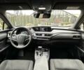 Черный Лексус UX, объемом двигателя 2 л и пробегом 25 тыс. км за 33750 $, фото 61 на Automoto.ua
