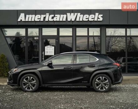 Чорний Лексус UX, об'ємом двигуна 2 л та пробігом 64 тис. км за 29900 $, фото 3 на Automoto.ua