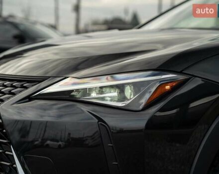 Чорний Лексус UX, об'ємом двигуна 2 л та пробігом 64 тис. км за 29900 $, фото 12 на Automoto.ua