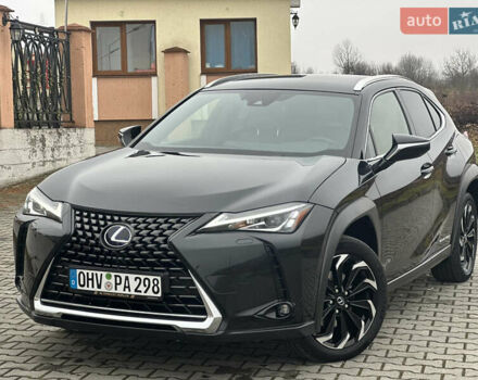 Черный Лексус UX, объемом двигателя 0 л и пробегом 109 тыс. км за 22750 $, фото 6 на Automoto.ua