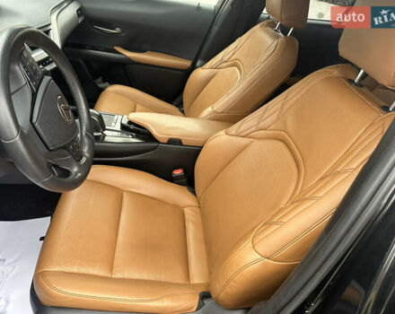 Черный Лексус UX, объемом двигателя 0 л и пробегом 109 тыс. км за 22750 $, фото 46 на Automoto.ua