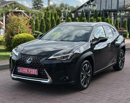 Чорний Лексус UX, об'ємом двигуна 0 л та пробігом 25 тис. км за 35750 $, фото 2 на Automoto.ua