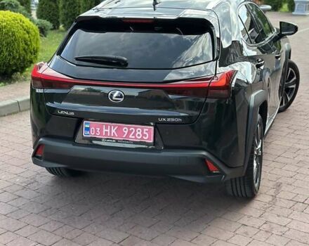 Чорний Лексус UX, об'ємом двигуна 0 л та пробігом 25 тис. км за 35750 $, фото 76 на Automoto.ua