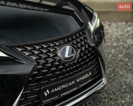 Чорний Лексус UX, об'ємом двигуна 2 л та пробігом 64 тис. км за 29900 $, фото 10 на Automoto.ua