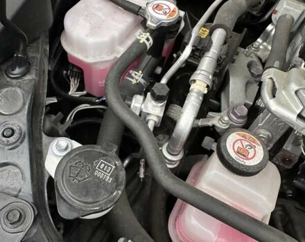 Черный Лексус UX, объемом двигателя 2 л и пробегом 25 тыс. км за 33750 $, фото 100 на Automoto.ua