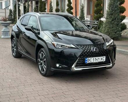 Черный Лексус UX, объемом двигателя 2 л и пробегом 25 тыс. км за 33750 $, фото 31 на Automoto.ua