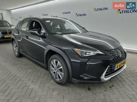 Лексус UX 2020 в Ровно на Automoto.ua Черный Лексус UX, объемом двигателя 0 л и пробегом 88 тыс. км за 19999 $, фото 1 на Automoto.ua