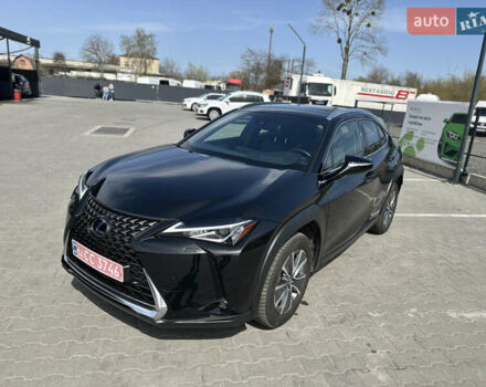 Чорний Лексус UX, об'ємом двигуна 0 л та пробігом 54 тис. км за 20600 $, фото 1 на Automoto.ua