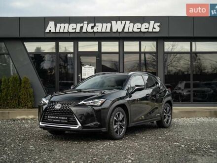 Чорний Лексус UX, об'ємом двигуна 2 л та пробігом 64 тис. км за 29900 $, фото 1 на Automoto.ua