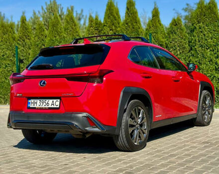 Красный Лексус UX, объемом двигателя 1.99 л и пробегом 47 тыс. км за 28500 $, фото 23 на Automoto.ua