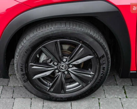 Красный Лексус UX, объемом двигателя 1.99 л и пробегом 101 тыс. км за 29130 $, фото 11 на Automoto.ua