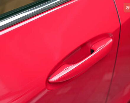 Красный Лексус UX, объемом двигателя 1.99 л и пробегом 101 тыс. км за 29130 $, фото 14 на Automoto.ua