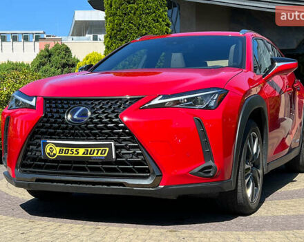 Червоний Лексус UX, об'ємом двигуна 1.99 л та пробігом 75 тис. км за 28800 $, фото 2 на Automoto.ua